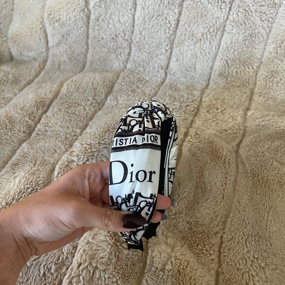 Dior headband